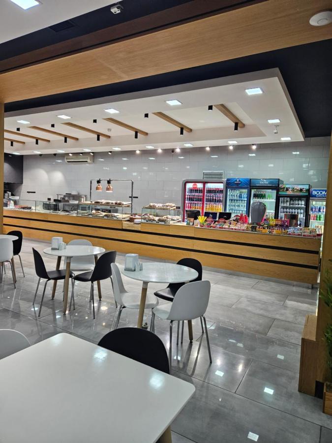 Galstyans Hotel Evn Airport P'arak'ar Ngoại thất bức ảnh