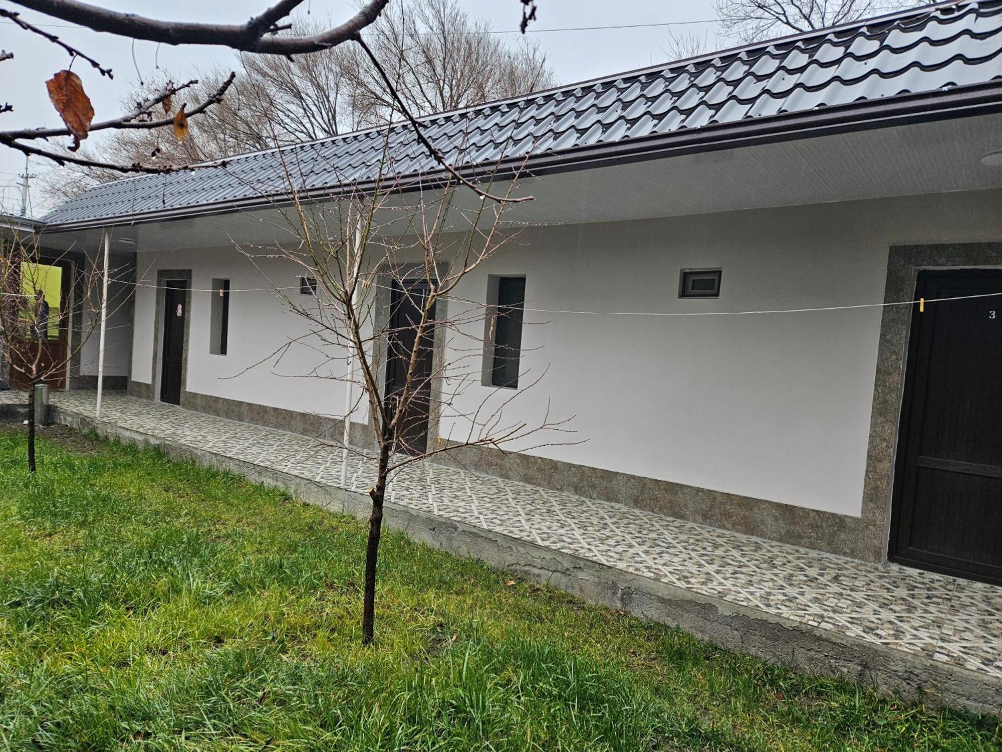 Galstyans Hotel Evn Airport P'arak'ar Ngoại thất bức ảnh